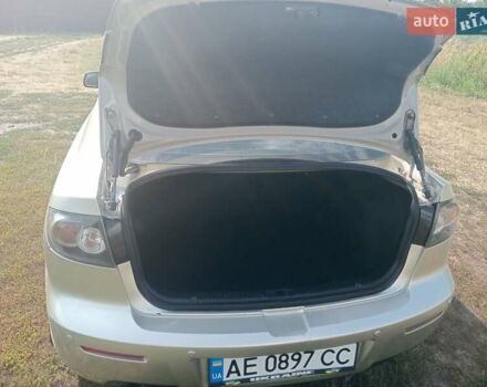 Желтый Мазда 3, объемом двигателя 1.6 л и пробегом 230 тыс. км за 4700 $, фото 4 на Automoto.ua