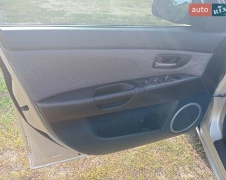 Желтый Мазда 3, объемом двигателя 1.6 л и пробегом 230 тыс. км за 4700 $, фото 10 на Automoto.ua