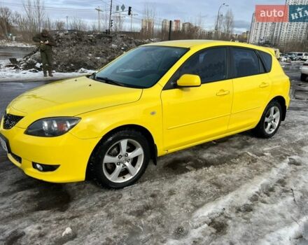 Желтый Мазда 3, объемом двигателя 1.6 л и пробегом 200 тыс. км за 3950 $, фото 1 на Automoto.ua
