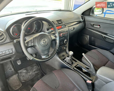 Серый Мазда 3, объемом двигателя 1.6 л и пробегом 237 тыс. км за 3850 $, фото 4 на Automoto.ua
