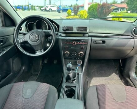 Сірий Мазда 3, об'ємом двигуна 1.6 л та пробігом 159 тис. км за 2400 $, фото 8 на Automoto.ua