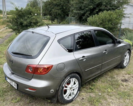 Серый Мазда 3, объемом двигателя 1.6 л и пробегом 260 тыс. км за 3800 $, фото 4 на Automoto.ua