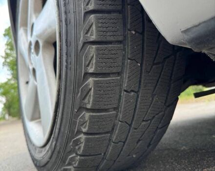 Сірий Мазда 3, об'ємом двигуна 1.6 л та пробігом 295 тис. км за 4550 $, фото 16 на Automoto.ua