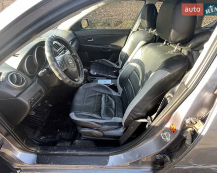 Серый Мазда 3, объемом двигателя 1.6 л и пробегом 467 тыс. км за 3400 $, фото 5 на Automoto.ua