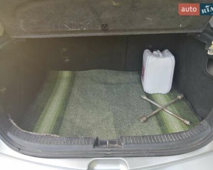 Серый Мазда 3, объемом двигателя 1.6 л и пробегом 283 тыс. км за 3650 $, фото 8 на Automoto.ua