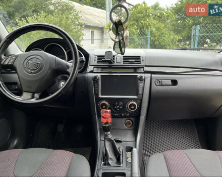 Серый Мазда 3, объемом двигателя 1.6 л и пробегом 260 тыс. км за 3800 $, фото 9 на Automoto.ua