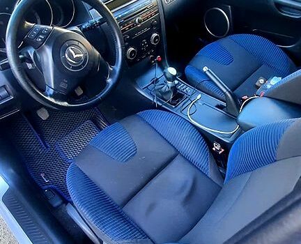 Серый Мазда 3, объемом двигателя 2 л и пробегом 230 тыс. км за 4700 $, фото 8 на Automoto.ua