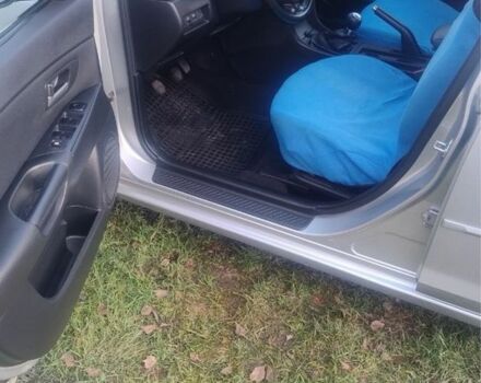 Сірий Мазда 3, об'ємом двигуна 1.6 л та пробігом 187 тис. км за 4000 $, фото 6 на Automoto.ua