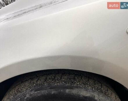 Сірий Мазда 3, об'ємом двигуна 1.6 л та пробігом 250 тис. км за 4300 $, фото 11 на Automoto.ua