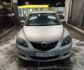 Серый Мазда 3, объемом двигателя 1.4 л и пробегом 203 тыс. км за 3000 $, фото 1 на Automoto.ua