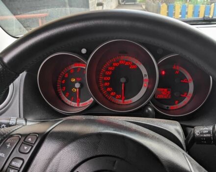 Сірий Мазда 3, об'ємом двигуна 2 л та пробігом 145 тис. км за 3999 $, фото 1 на Automoto.ua