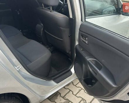 Серый Мазда 3, объемом двигателя 1.6 л и пробегом 202 тыс. км за 4400 $, фото 13 на Automoto.ua