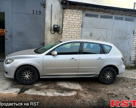 Серый Мазда 3, объемом двигателя 1.6 л и пробегом 320 тыс. км за 3800 $, фото 3 на Automoto.ua