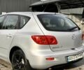 Серый Мазда 3, объемом двигателя 1.6 л и пробегом 318 тыс. км за 3600 $, фото 2 на Automoto.ua