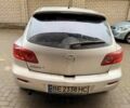 Серый Мазда 3, объемом двигателя 1.35 л и пробегом 250 тыс. км за 2200 $, фото 2 на Automoto.ua