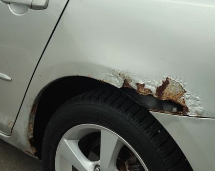 Серый Мазда 3, объемом двигателя 1.6 л и пробегом 443 тыс. км за 2500 $, фото 11 на Automoto.ua