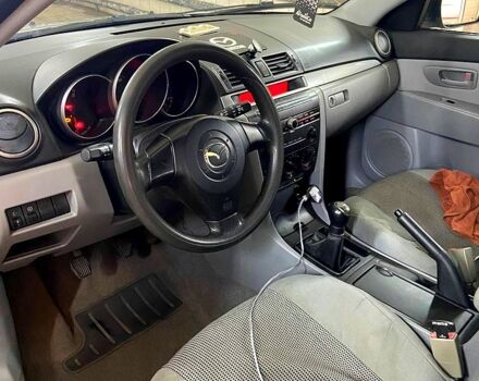 Сірий Мазда 3, об'ємом двигуна 1.3 л та пробігом 188 тис. км за 3700 $, фото 6 на Automoto.ua