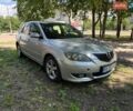 Серый Мазда 3, объемом двигателя 2 л и пробегом 341 тыс. км за 1800 $, фото 1 на Automoto.ua