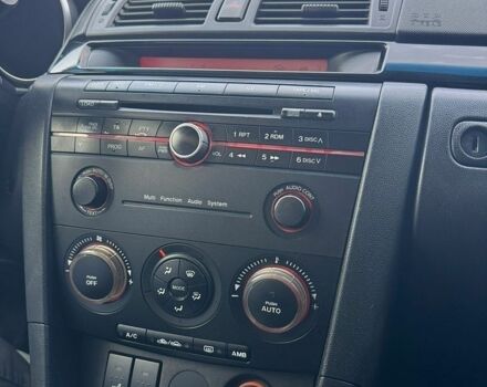 Сірий Мазда 3, об'ємом двигуна 1.6 л та пробігом 302 тис. км за 4850 $, фото 18 на Automoto.ua