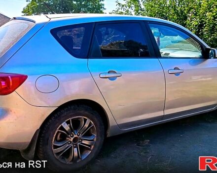 Серый Мазда 3, объемом двигателя 2 л и пробегом 255 тыс. км за 3500 $, фото 3 на Automoto.ua