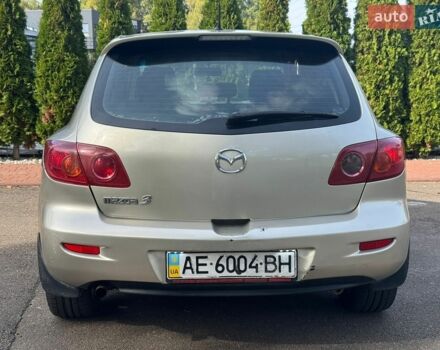 Сірий Мазда 3, об'ємом двигуна 1.6 л та пробігом 302 тис. км за 4500 $, фото 4 на Automoto.ua