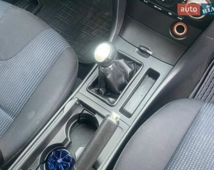 Сірий Мазда 3, об'ємом двигуна 1.6 л та пробігом 292 тис. км за 4100 $, фото 25 на Automoto.ua