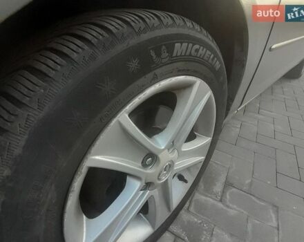 Серый Мазда 3, объемом двигателя 1.6 л и пробегом 288 тыс. км за 3000 $, фото 4 на Automoto.ua