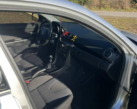 Серый Мазда 3, объемом двигателя 1.56 л и пробегом 170 тыс. км за 2450 $, фото 8 на Automoto.ua