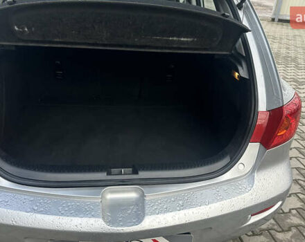 Серый Мазда 3, объемом двигателя 1.6 л и пробегом 202 тыс. км за 4400 $, фото 8 на Automoto.ua