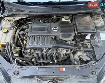 Сірий Мазда 3, об'ємом двигуна 1.6 л та пробігом 259 тис. км за 4500 $, фото 19 на Automoto.ua
