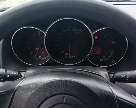 Серый Мазда 3, объемом двигателя 1.3 л и пробегом 228 тыс. км за 2800 $, фото 3 на Automoto.ua