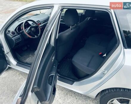 Сірий Мазда 3, об'ємом двигуна 1.6 л та пробігом 199 тис. км за 4600 $, фото 17 на Automoto.ua