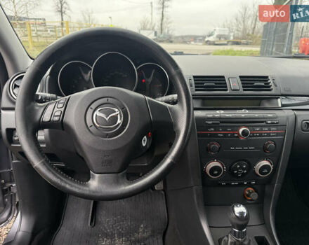 Серый Мазда 3, объемом двигателя 1.6 л и пробегом 207 тыс. км за 4600 $, фото 17 на Automoto.ua
