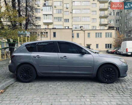 Серый Мазда 3, объемом двигателя 1.35 л и пробегом 304 тыс. км за 3500 $, фото 5 на Automoto.ua