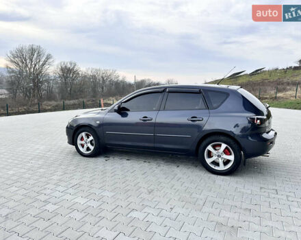 Сірий Мазда 3, об'ємом двигуна 1.6 л та пробігом 300 тис. км за 4500 $, фото 3 на Automoto.ua