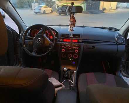 Мазда 3 2005 в Нововолынск на Automoto.ua Серый Мазда 3, объемом двигателя 1.6 л и пробегом 274 тыс. км за 4800 $, фото 4 на Automoto.ua