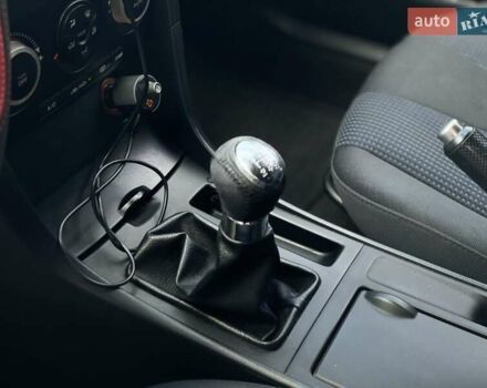 Сірий Мазда 3, об'ємом двигуна 1.6 л та пробігом 258 тис. км за 4600 $, фото 19 на Automoto.ua
