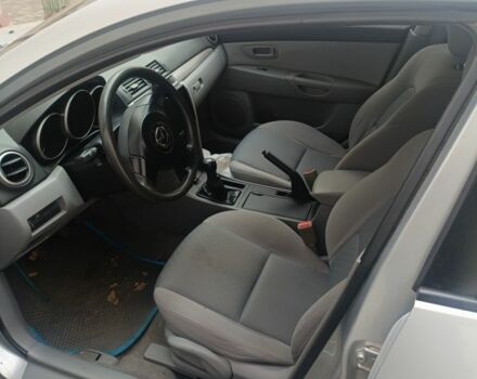 Серый Мазда 3, объемом двигателя 1.3 л и пробегом 196 тыс. км за 2700 $, фото 7 на Automoto.ua