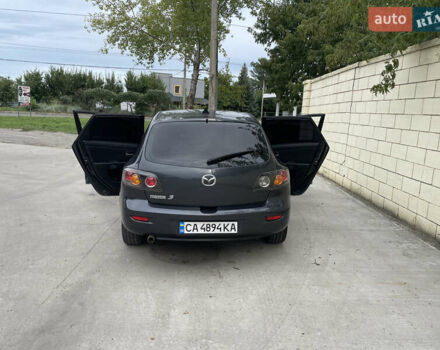 Серый Мазда 3, объемом двигателя 1.6 л и пробегом 274 тыс. км за 5200 $, фото 4 на Automoto.ua
