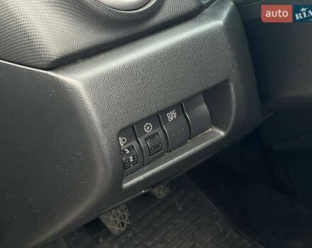 Сірий Мазда 3, об'ємом двигуна 1.6 л та пробігом 258 тис. км за 4600 $, фото 13 на Automoto.ua