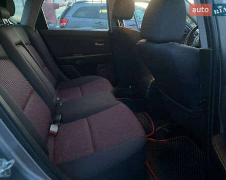 Сірий Мазда 3, об'ємом двигуна 1.6 л та пробігом 270 тис. км за 4800 $, фото 5 на Automoto.ua