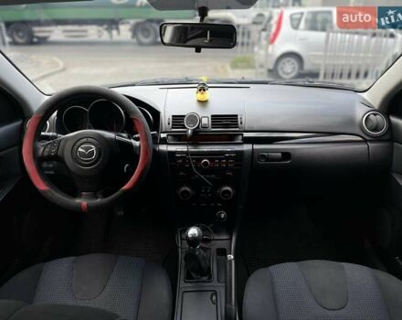 Сірий Мазда 3, об'ємом двигуна 1.6 л та пробігом 258 тис. км за 4600 $, фото 16 на Automoto.ua