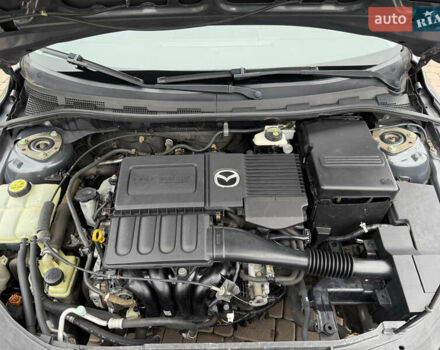 Серый Мазда 3, объемом двигателя 1.6 л и пробегом 207 тыс. км за 4600 $, фото 36 на Automoto.ua