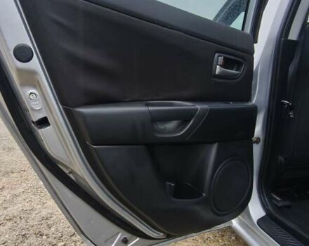 Сірий Мазда 3, об'ємом двигуна 1.6 л та пробігом 263 тис. км за 4700 $, фото 15 на Automoto.ua