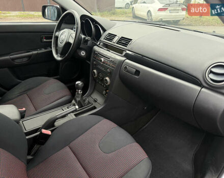 Серый Мазда 3, объемом двигателя 1.6 л и пробегом 207 тыс. км за 4600 $, фото 25 на Automoto.ua