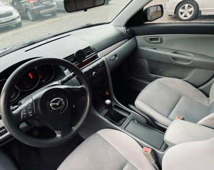 Серый Мазда 3, объемом двигателя 1.35 л и пробегом 304 тыс. км за 3500 $, фото 13 на Automoto.ua