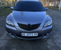 Серый Мазда 3, объемом двигателя 1.6 л и пробегом 252 тыс. км за 5400 $, фото 1 на Automoto.ua