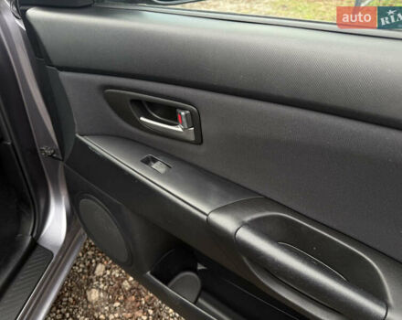 Серый Мазда 3, объемом двигателя 1.6 л и пробегом 207 тыс. км за 4600 $, фото 28 на Automoto.ua