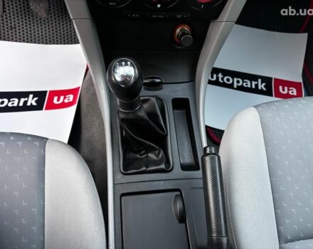 Сірий Мазда 3, об'ємом двигуна 1.4 л та пробігом 198 тис. км за 5490 $, фото 22 на Automoto.ua