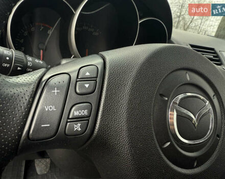Серый Мазда 3, объемом двигателя 1.6 л и пробегом 207 тыс. км за 4600 $, фото 18 на Automoto.ua
